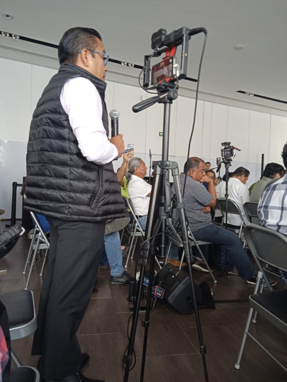 José Raúl Reyes de TV Azteca