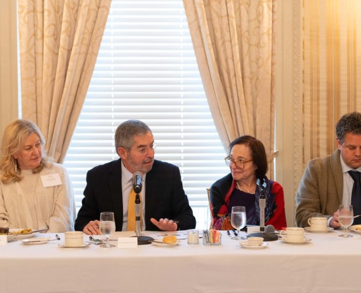 Juan Ramón de la Fuente refuerza confianza de inversionistas en Nueva York