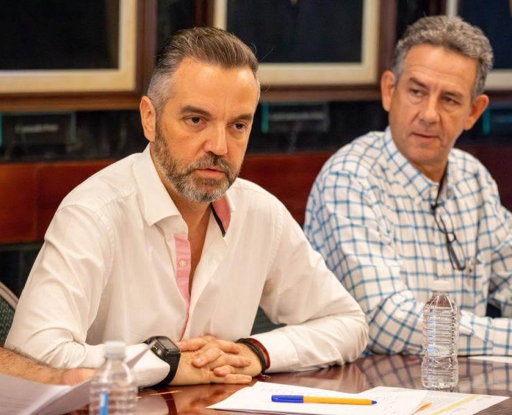 Premio personal a Lavalle Maury la Secretaría de Economía de Campeche