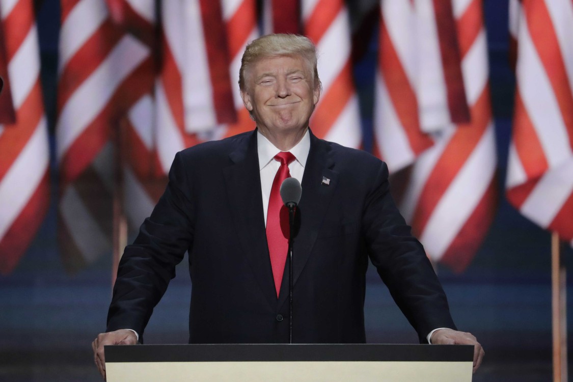 Trump responde al reconocimiento