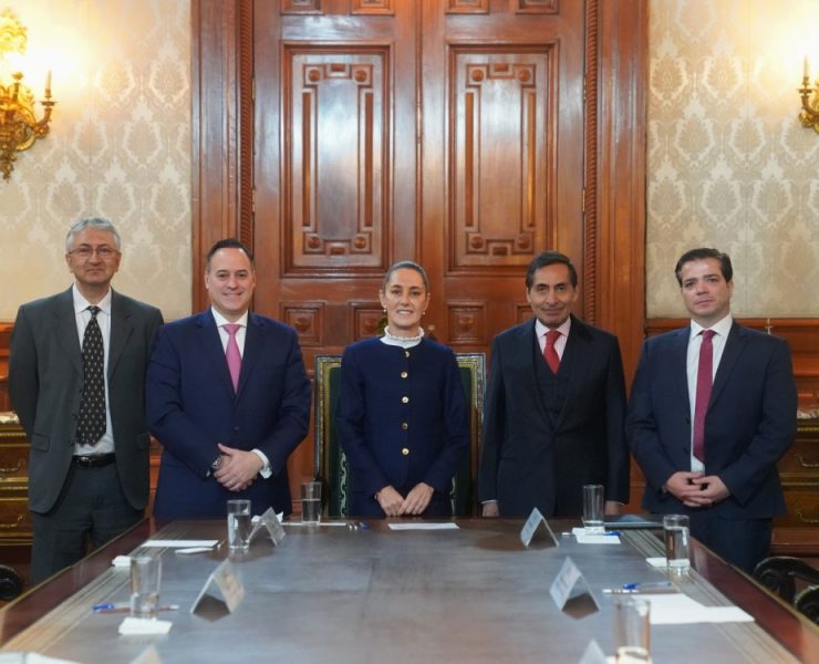 Sheinbaum refuerza diálogo con calificadoras internacionales tras ajustes en la deuda soberana