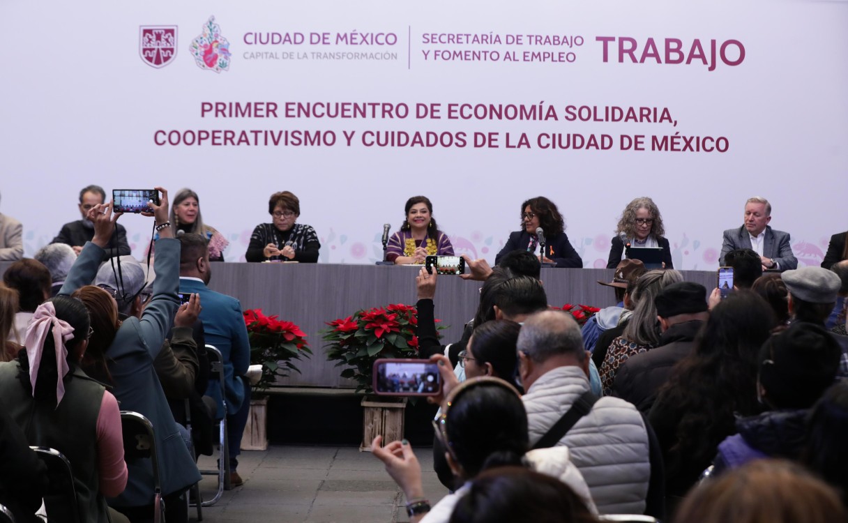 Clara Brugada impulsa economía solidaria con perspectiva de género en la Ciudad de México