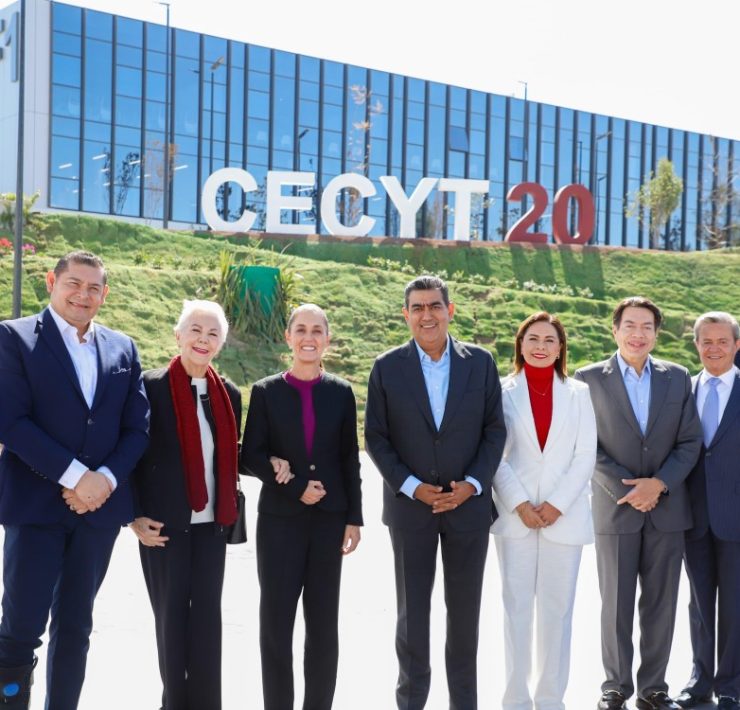 Mario Delgado destaca educación como pilar de la transformación y la soberanía nacional