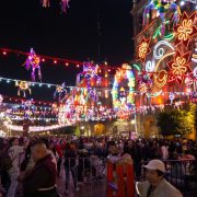 El Zócalo capitalino se transforma en un epicentro cultural y recreativo con la Verbena Navideña