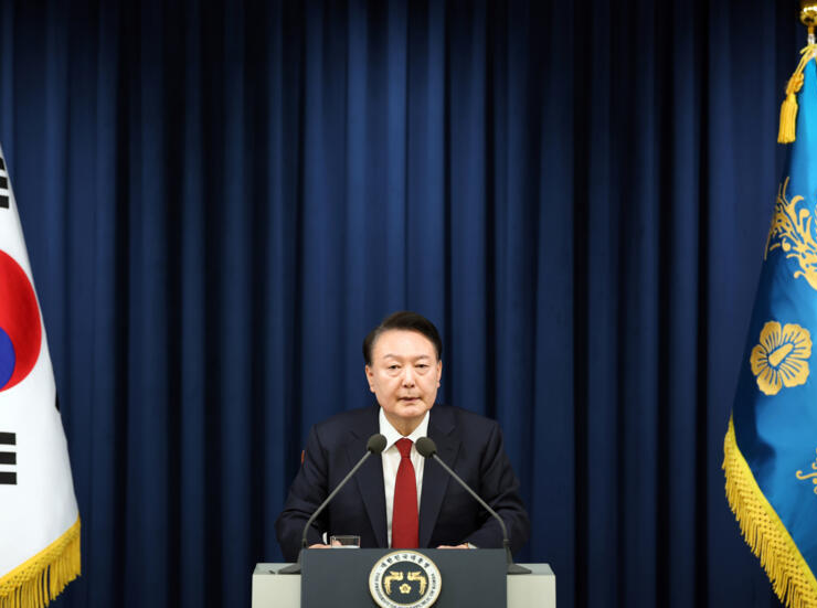 El presidente de Corea del Sur declara la ley marcial