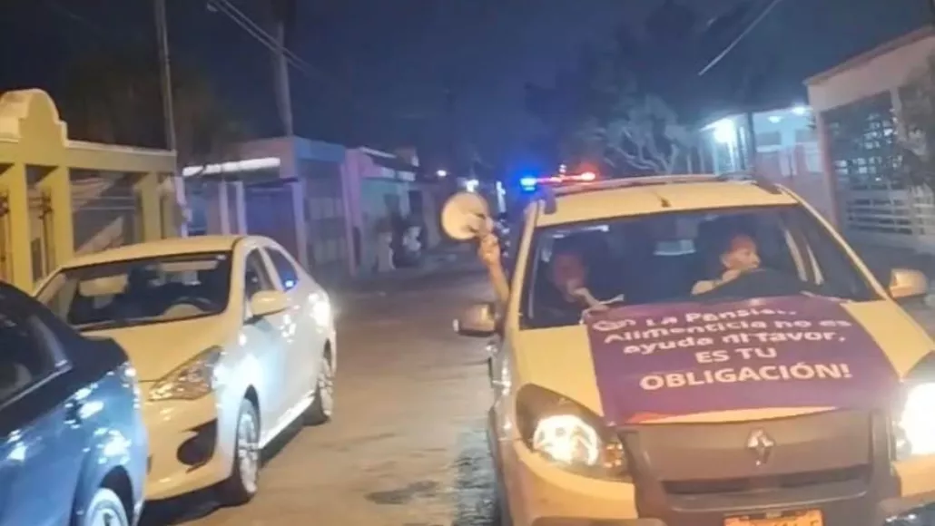 Mujeres exhiben a deudores alimenticios