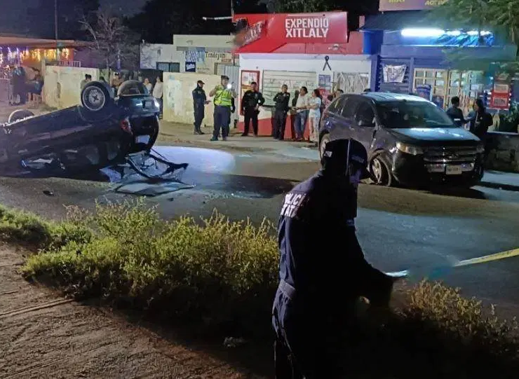 Policías borrachos en Mérida causan caos en accidente