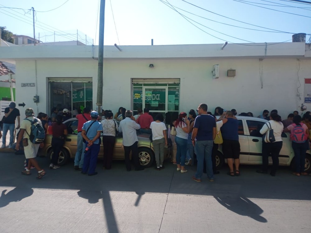 Despojan de la pensión a adultos mayores