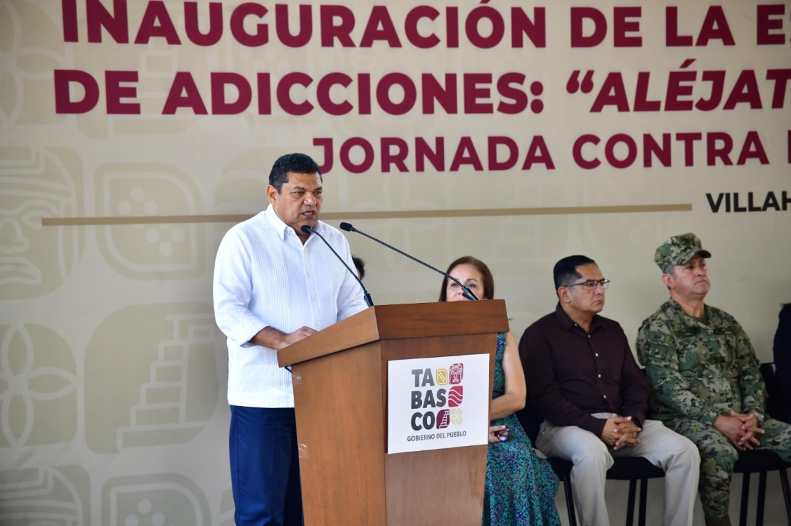 “Aléjate de las Drogas El Fentanilo Mata”