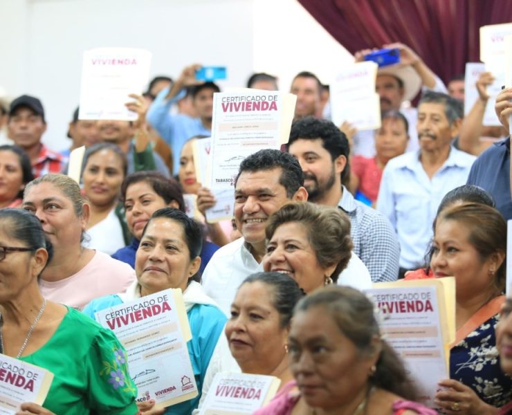 Gobierno del Pueblo cumple familias de Jonuta lo confirman