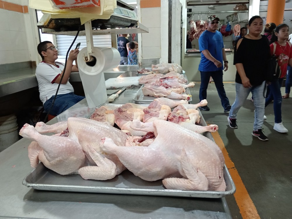 Expendedores de pollos vieron un repunte de un 80% en ventas