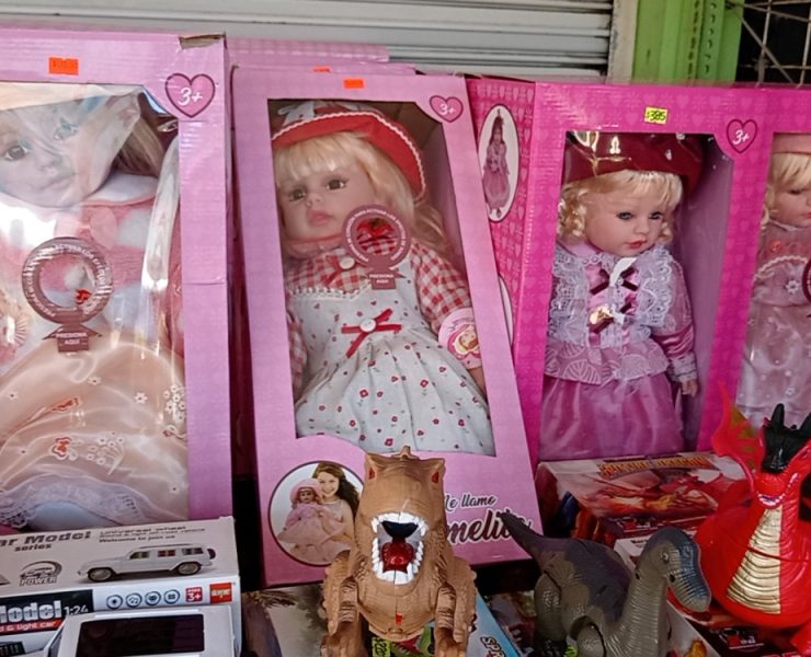 Reyes Magos compraron juguetes económicos