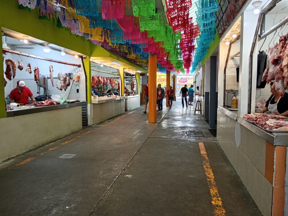 Locatarios del mercado AFA añoran los tiempos de bonanza