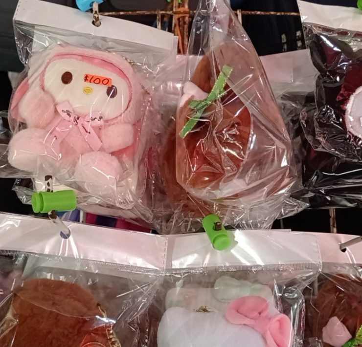 Se preparan comerciantes para el 14 de febrero