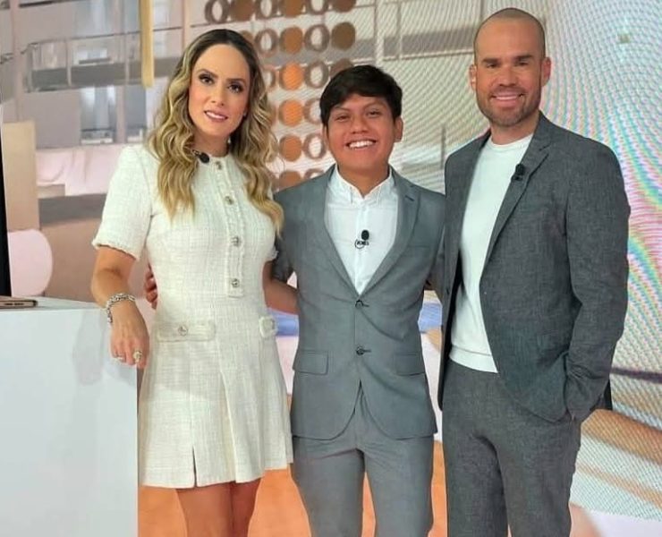 Joven comunicólogo de Tzucacab hace historia en noticiero nacional