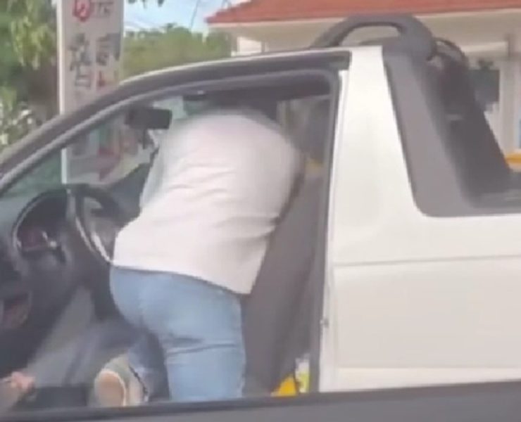 Viejito de Mérida golpeado