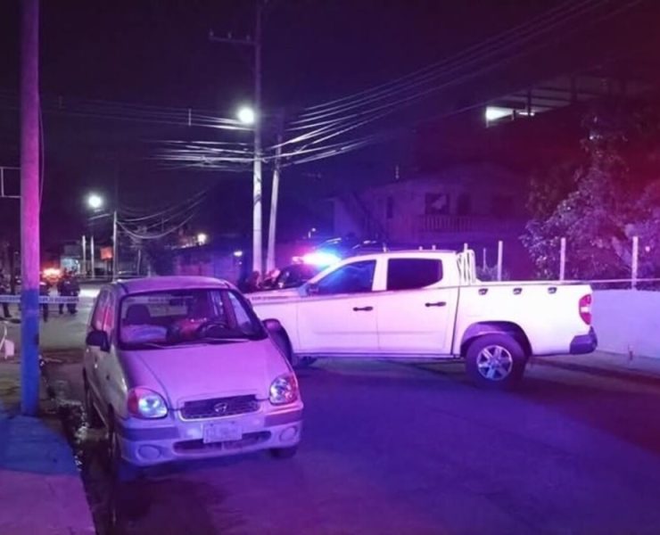 Matan a cinco personas en la casita azul