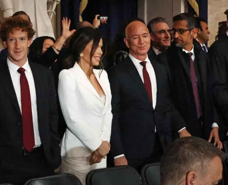 qué multimillonarios asistieron a la investidura de Donald Trump