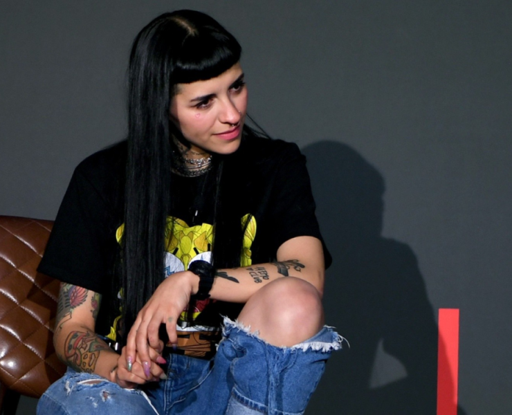 ¿Cazzu fue hospitalizada? Imágenes de la cantante en un nosocomio alarmaron a sus fans. Aquí te contamos la verdad detrás de la noticia.