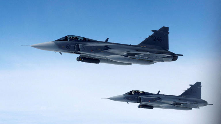 ¿Por qué Suecia enviará aviones de combate a Ucrania?