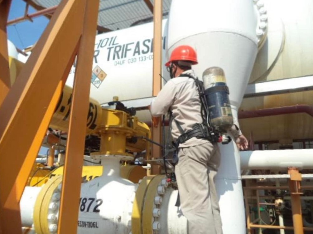 Fugas de hidrocarburo por falta de mantenimiento en la infraestructura petrolera