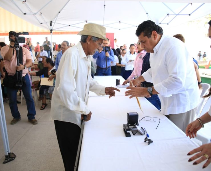 “Este gobierno sí es humanitario”