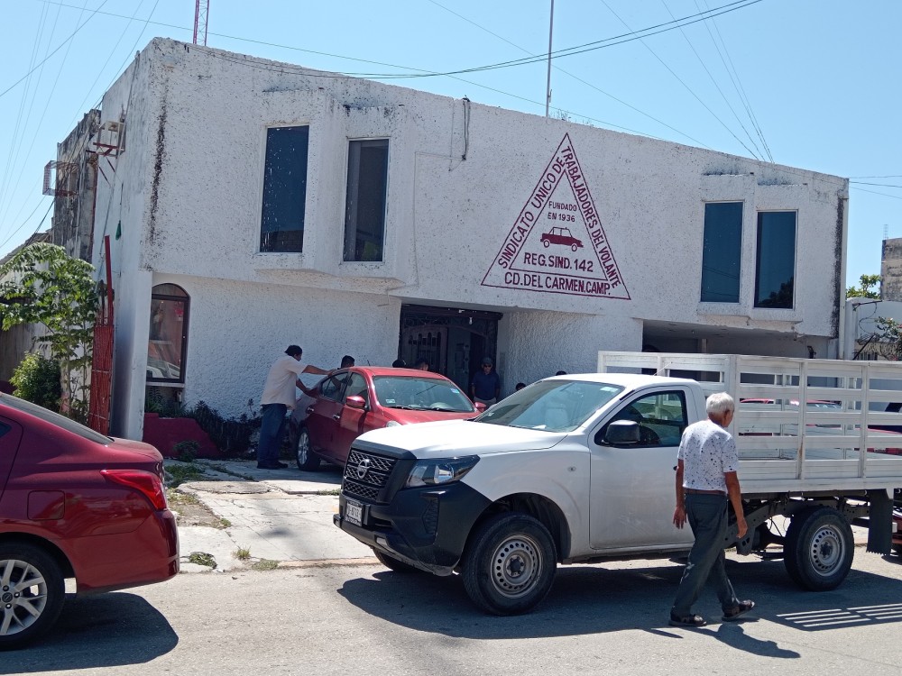 Líder taxista sin voz de convocatoria