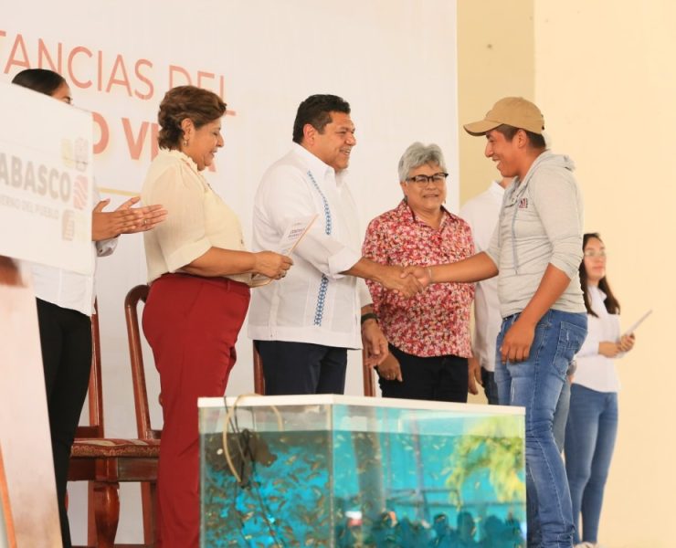 Impulsa el Gobernador Javier May