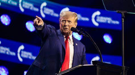 Trump venderá la ciudadanía estadounidense: ¿Qué es la "golden card"?