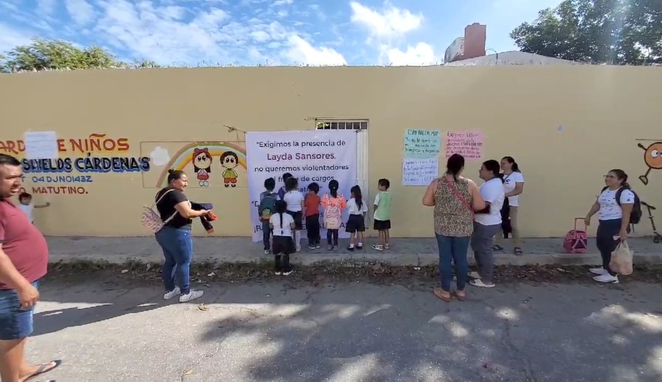 Piden destitución de directora del Jardín de Niños Arturo Shields