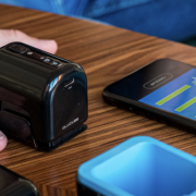 Desarrollan un glucómetro sin pinchazo. El futuro de la salud