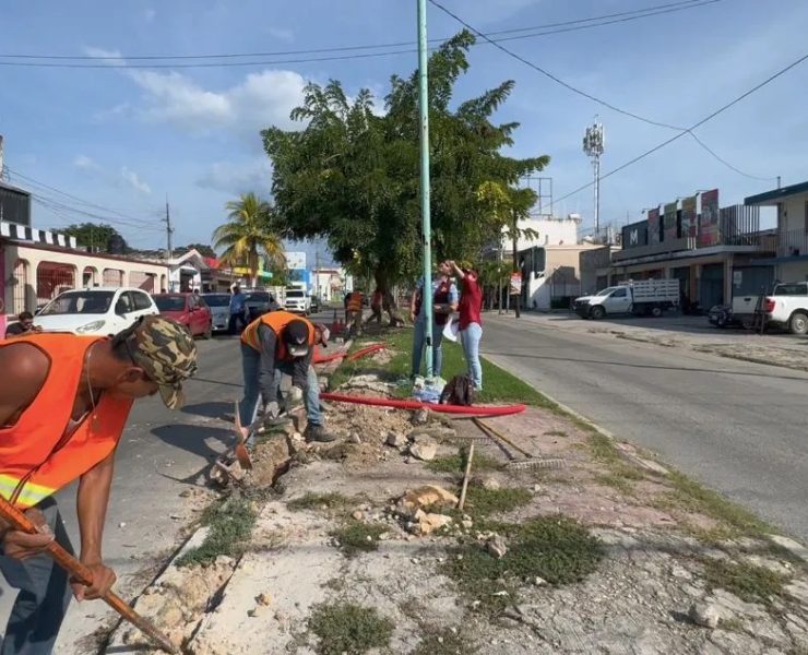 Da Chetumal contratos de iluminación por $32 MDP a empresa improvisada