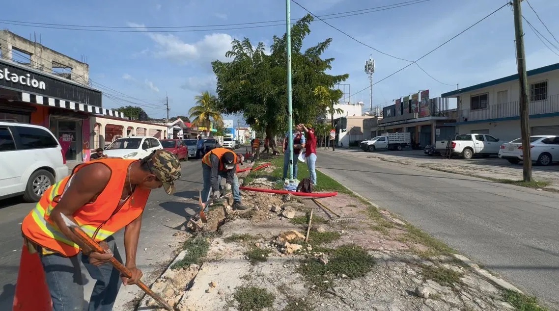 Da Chetumal contratos de iluminación por $32 MDP a empresa improvisada