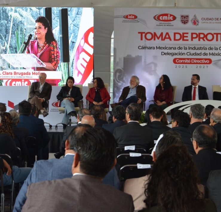 Brugada Anunció Récord de Inversión en Infraestructura Durante Toma de Protesta de la CMIC