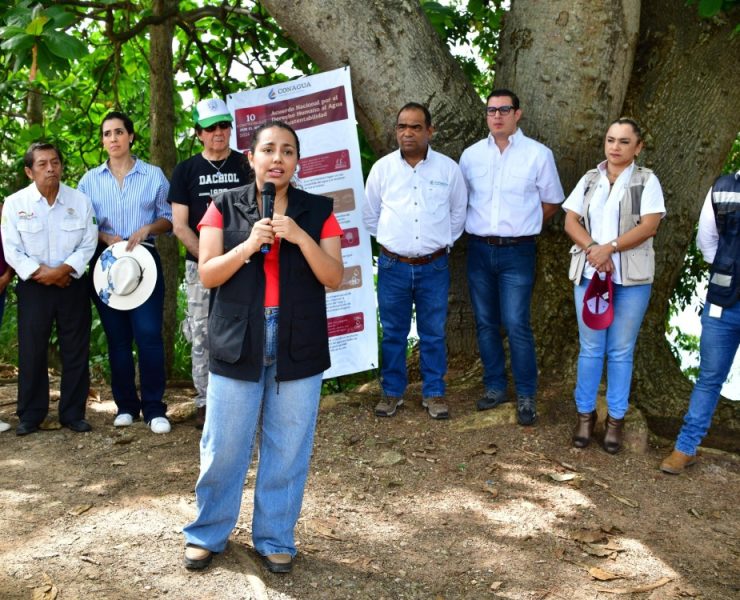 Dan inicio a jornada de limpieza en Laguna de las Ilusiones.