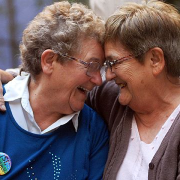 residencia para adultos mayores LGBTQI+
