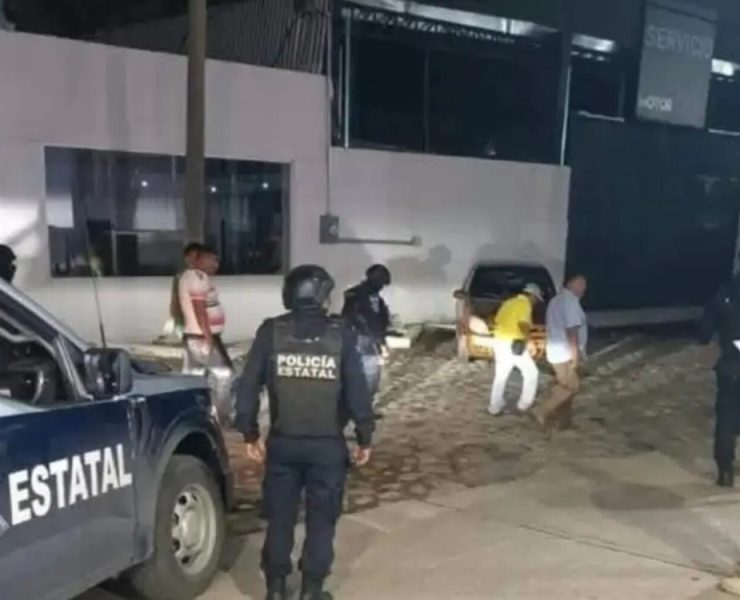 policías detenidos en Nacajuca