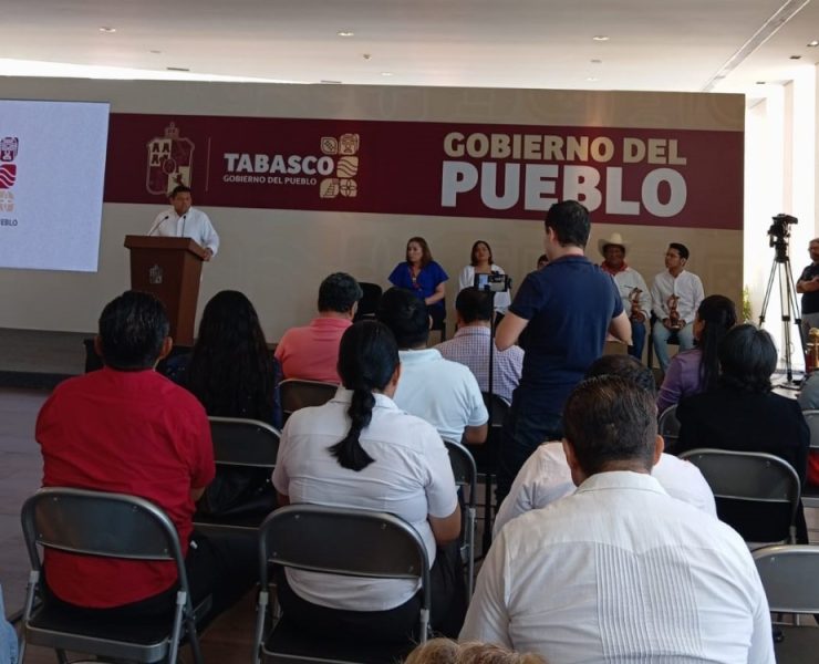 Aida y Collar...La Mañanera!