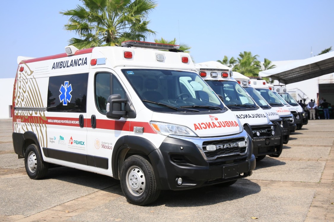 Dona Pemex a Tabasco unidades móviles