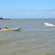 Zona de pesca azolvada y llena de chatarras de plataformas petroleras