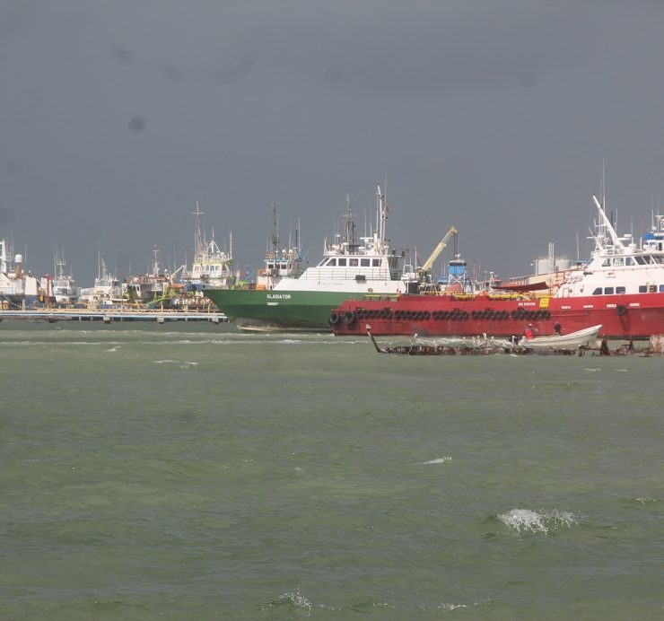 Empresarios de Ciudad del Carmen esperan pago de Pemex