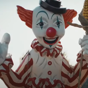 ¡No creerás lo que pasa en 'Clown in a Cornfield' nueva película!