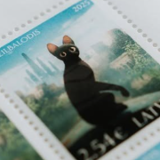 ¡Increíble! Letonia Emitirá Estampillas Postales de Flow