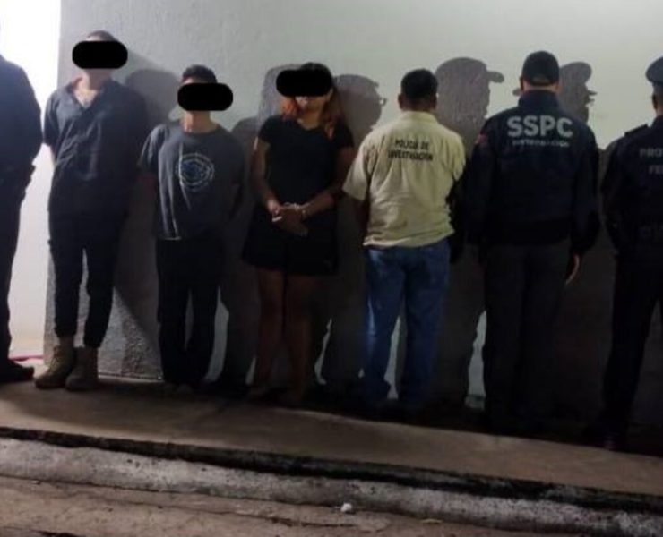 Capturan a tres personas en Paraíso con drogas, armas y vehículos