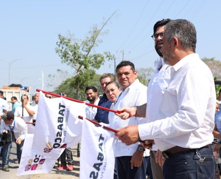 Dan banderazo a rehabilitación de la vía corta Reforma-Dos Bocas