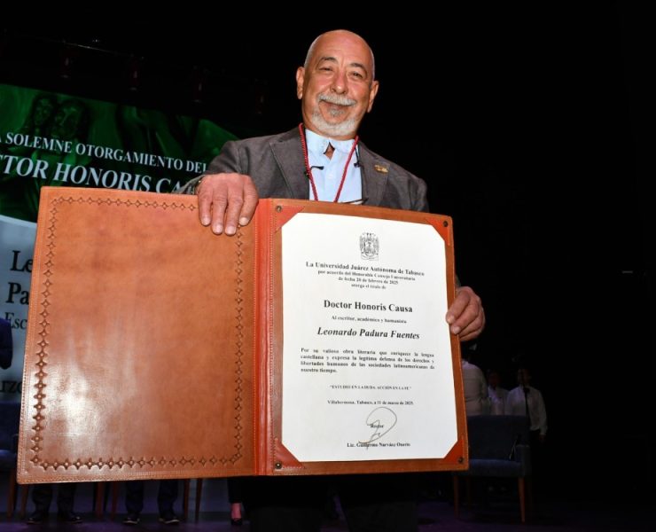 Doctor Honoris Causa al escritor Leonardo Padura