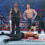 John Cena vende su alma a The Rock tras gana WWE Elimination Chamber
