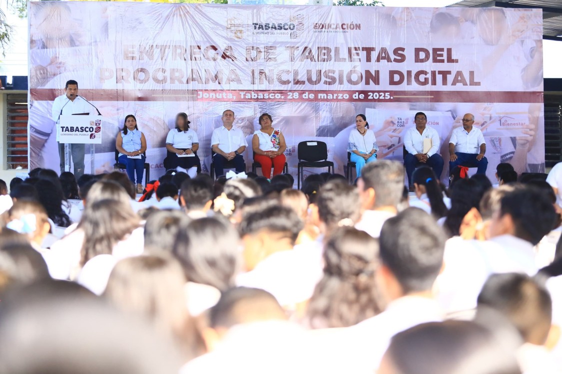 Programa inclusión digital en Jonuta.