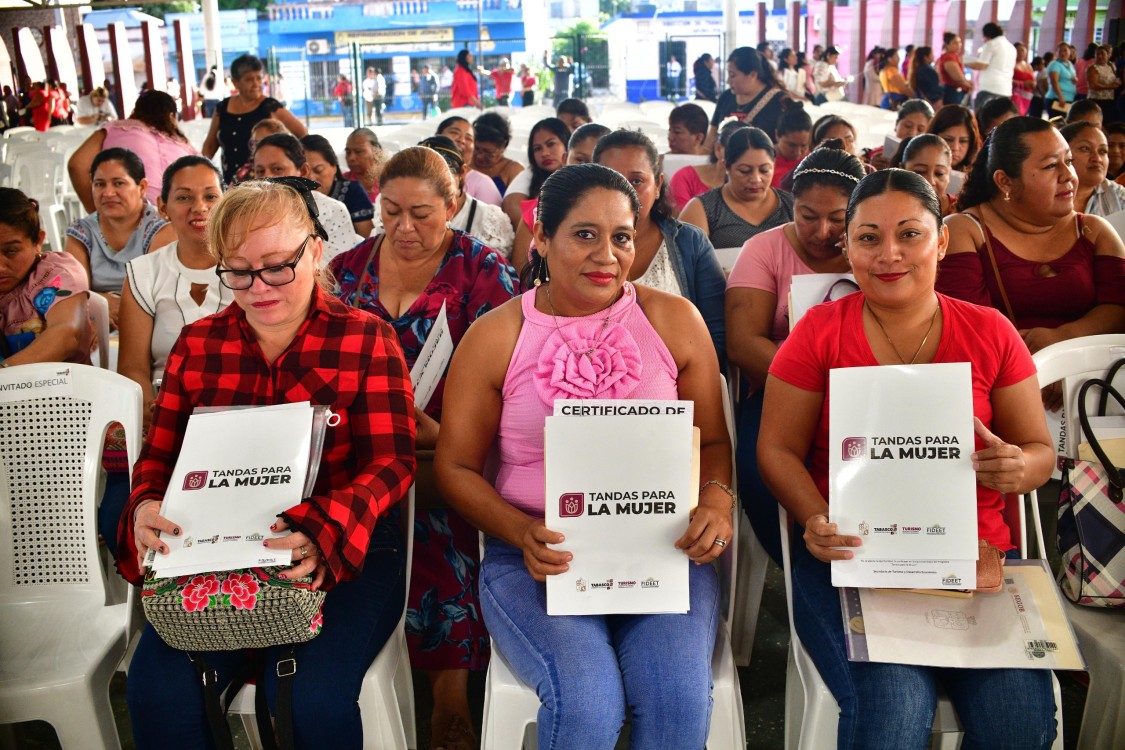 Apoyo a mujeres en Jonuta