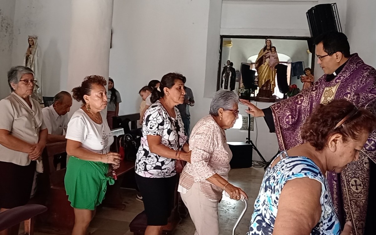 Falta de información para imposición de la cruz de ceniza